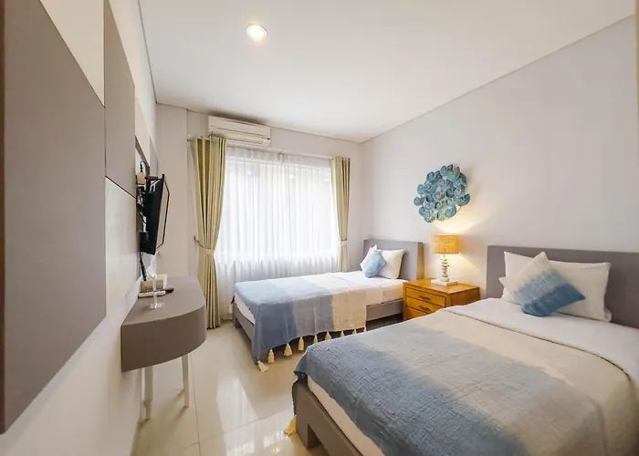 Hola Seminyak